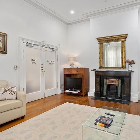 Roxburgh House Apartments - Hobart Cbd Екстериор снимка