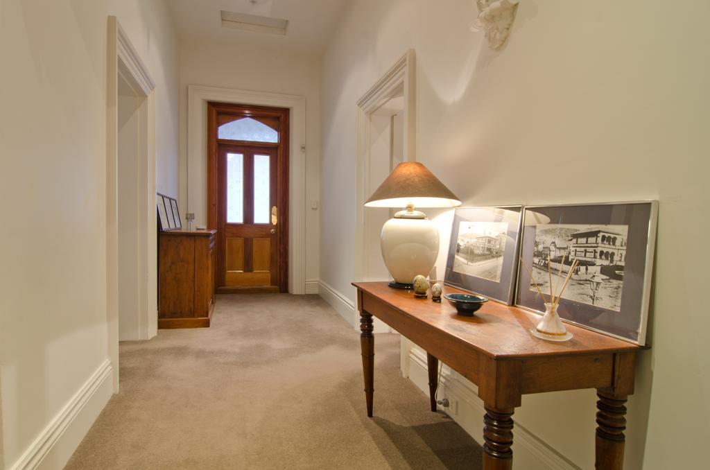 Roxburgh House Apartments - Hobart Cbd Екстериор снимка